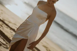 bride artistic shot at the beach